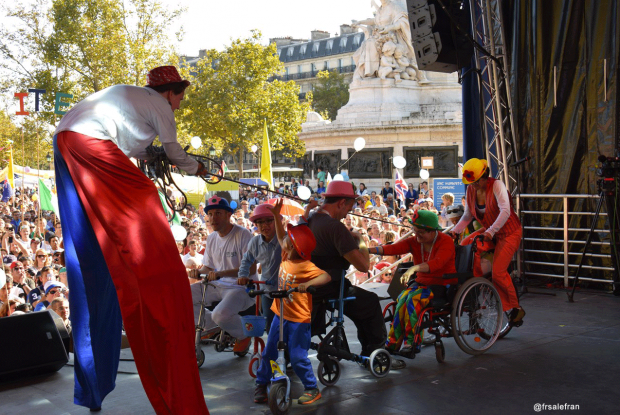 La troupe de cirque de L'Arche à Beauvais ©FR Salefran
